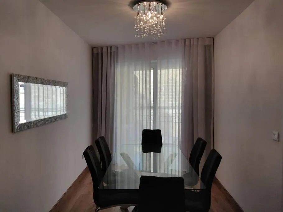 Sliema Central Near Ferry Apartment Malta