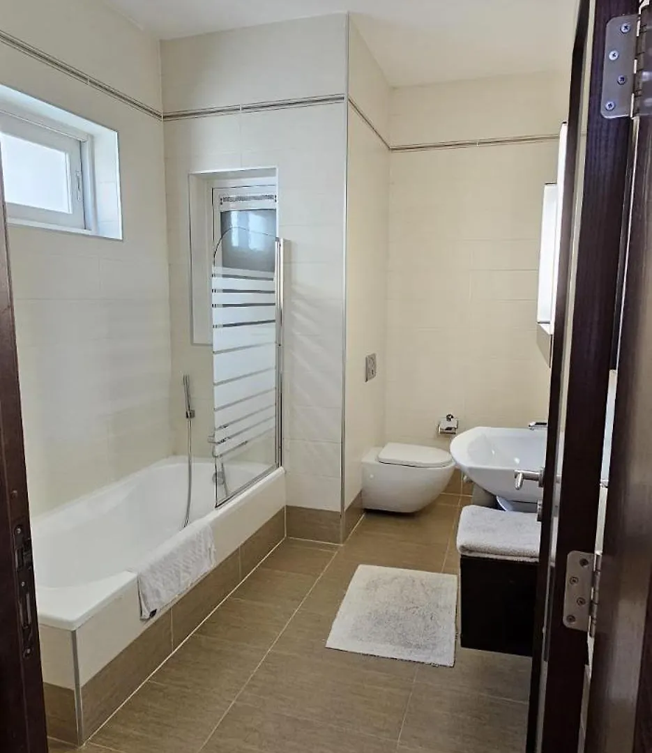 Sliema Central Near Ferry Apartment